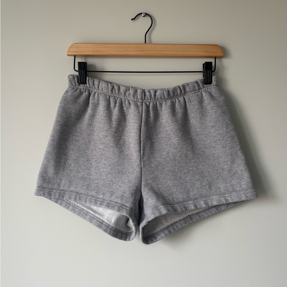 Artizia TNA Cozy Fleece Perfect sweatshorts Size Small